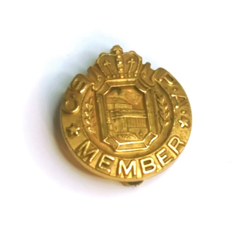 Columbia Scholastic Press Association Vintage CSPA Member Lapel Pin Gold-Tone